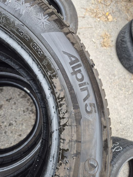 4бр. 215/65/17 Michelin Alpin5 зимни гуми
