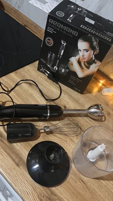 Продам Блендер Redmond в коробке