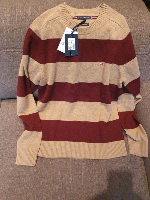 Vand pulovere barbat noi originale Tommy Hilfiger