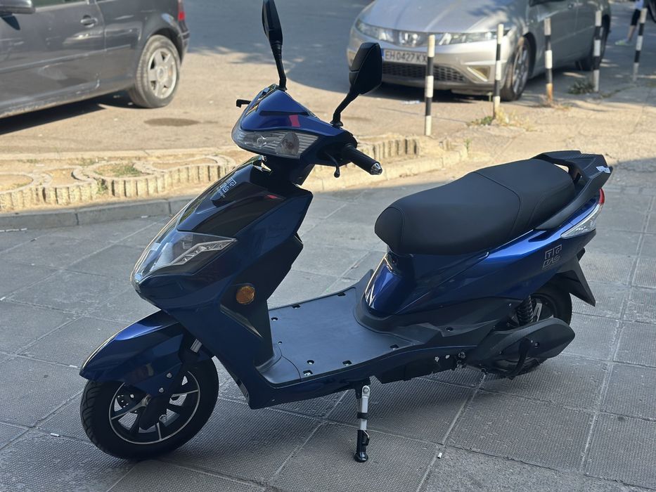 Електрически скутер модел My Force ЕМ006