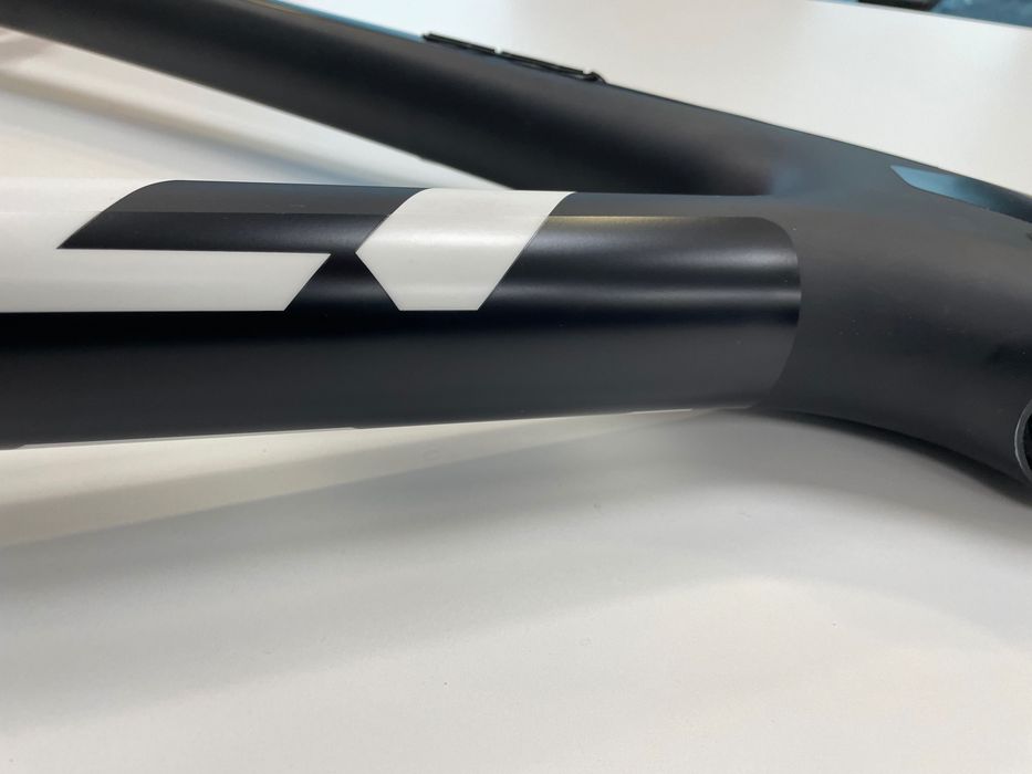 Рамка Felt Doctrine Advanced XL – карбон, като нова