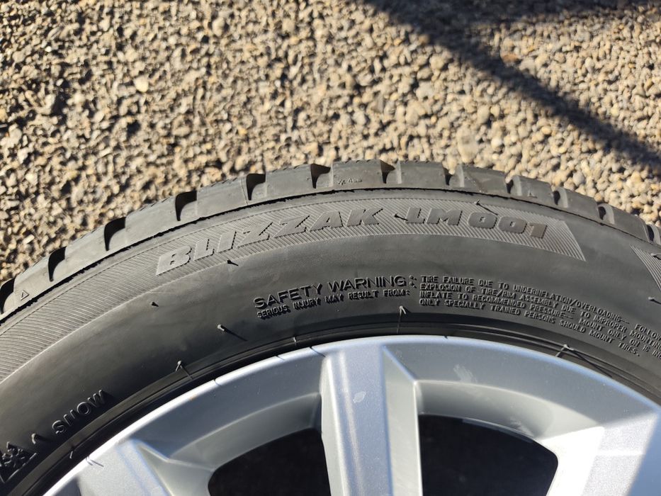 185/60/16" 4бр Bridgestone blizzak lm001,dot1024, 6-7mm