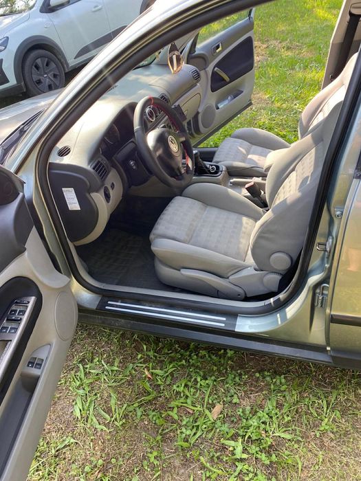 VOLKSWAGEN Passat 2004 — imagine 5