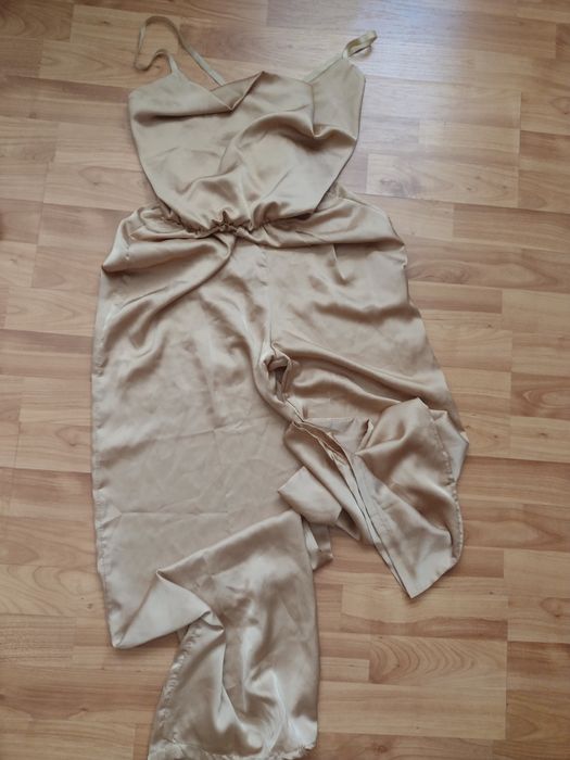 Летни панталони и гащеризони