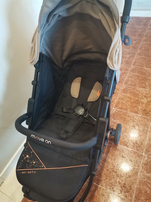 Лятна количка MOVE ON