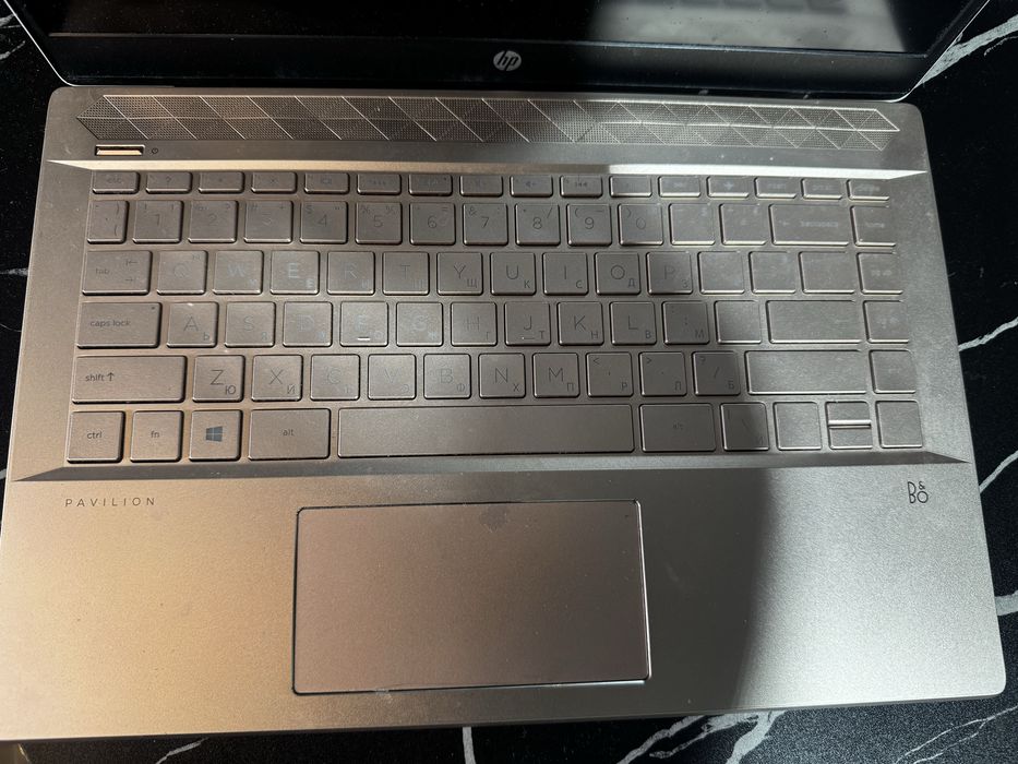 Лаптоп HP Pavilion