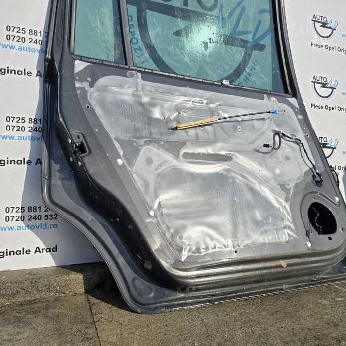 Portiera usa stanga spate Opel Zafira B