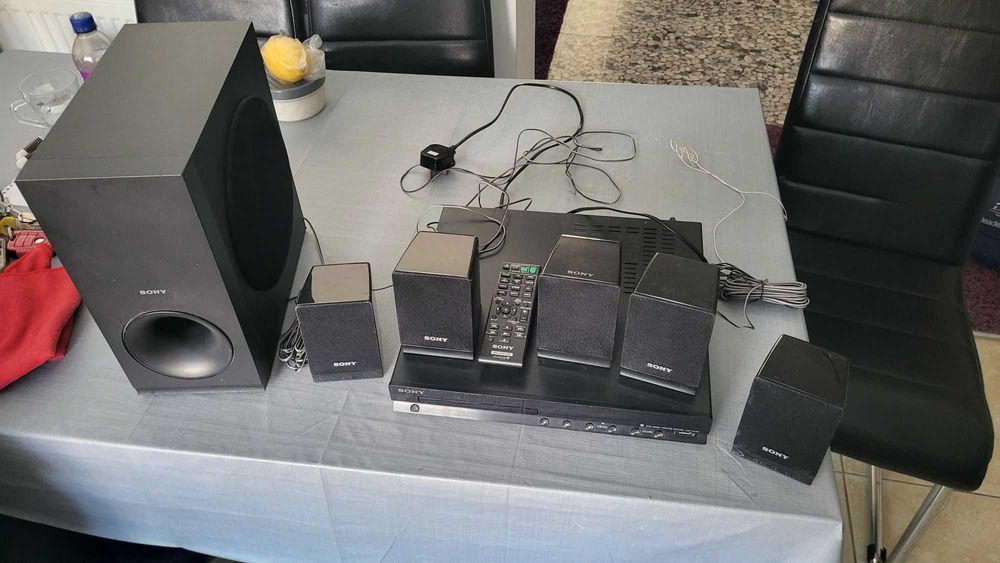 DVD Home theatre system SONY DAV TZ140
