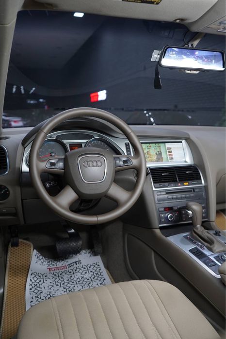 Audi Q7 Quattro вТашкенте