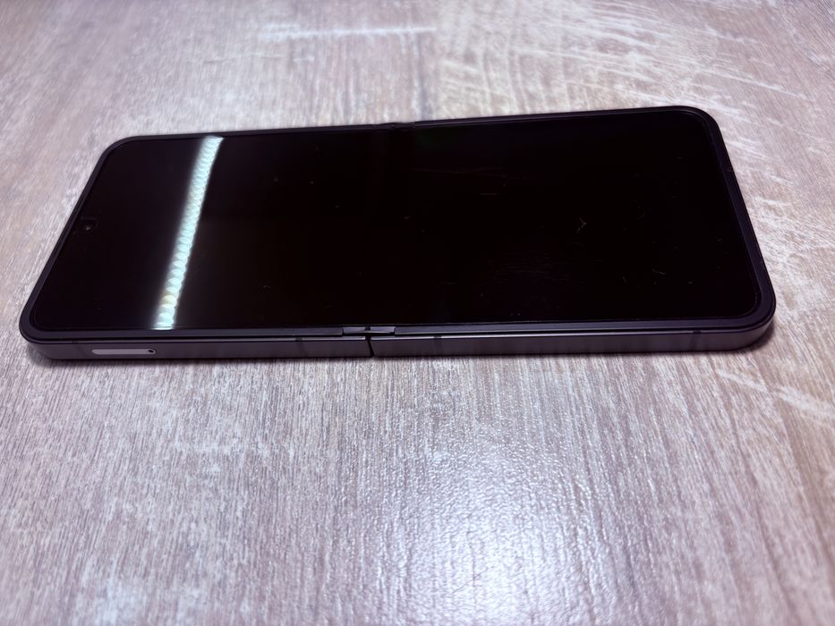 Samsung Z Flip 6