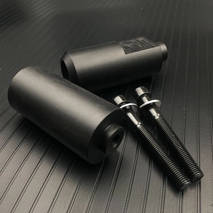 Краш тапи за Yamaha R1 2004