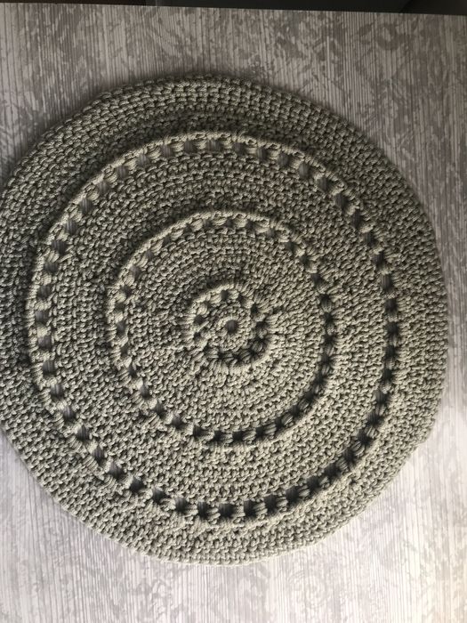 Продам коврик 5000 тенге