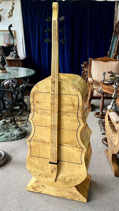 Comodă ArtDeco *** vintage / antic / vechi / retro ***