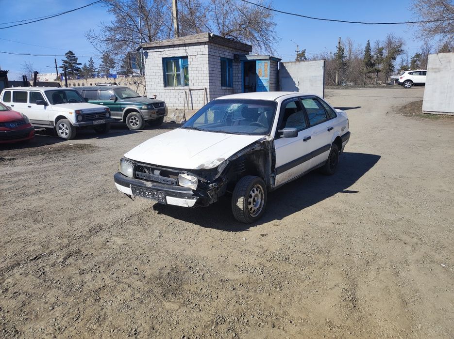 Фольксваген Пассат б3 седан