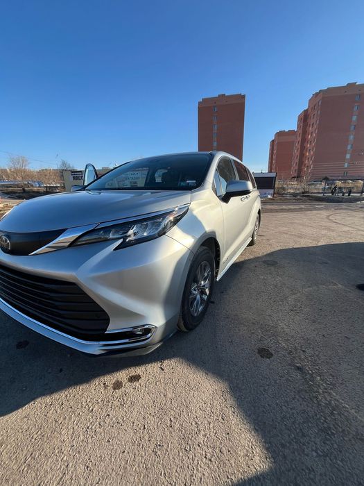 Продаю Tayota Siena