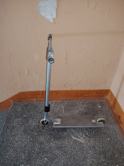 Продам трюковой самокат vokul solo