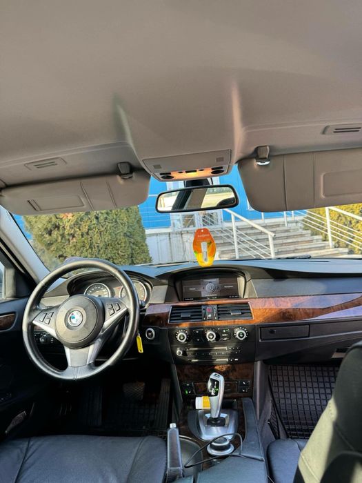 BMW 5 Series 2008 — imagine 4