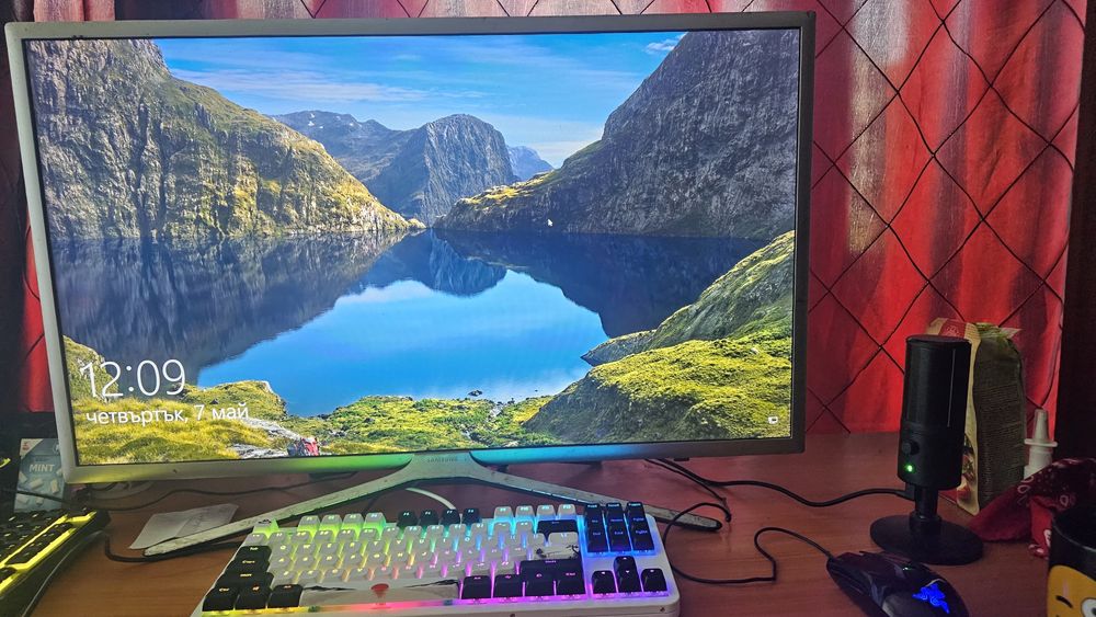 Samsung smart TV 32 инча