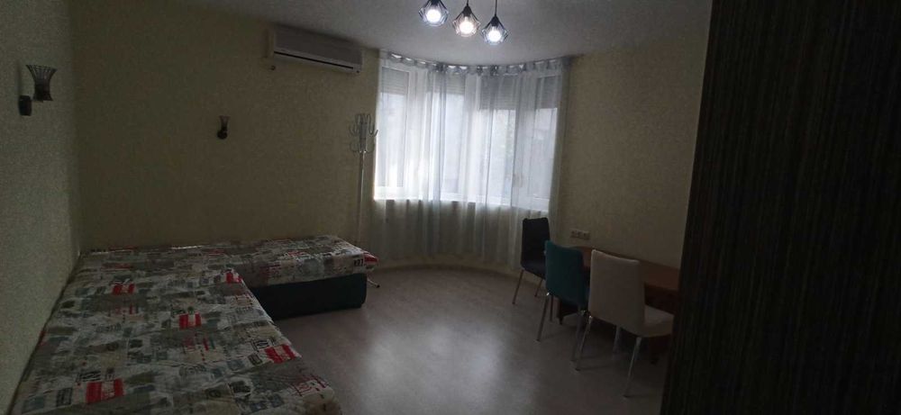 Дава се под наем Тристаен апартамент в Бургас, Център - 65 кв.м за 500 € - Снимка #11