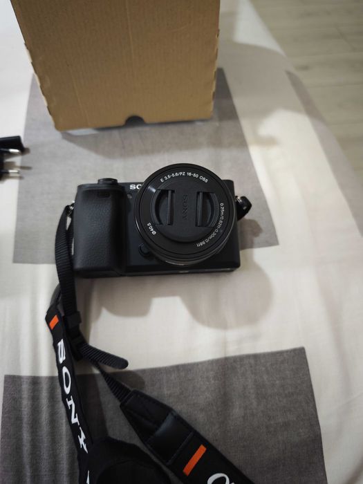 Sony A6400 + обектив Sony SEL 16-50mm f/3.5-5.6 PZ, 137 кадъра