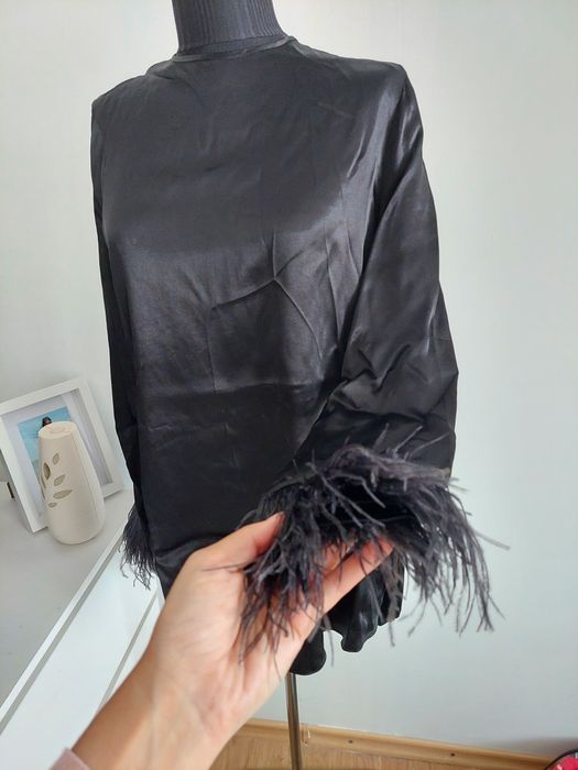 Bluza cu pene zara noua xs/s