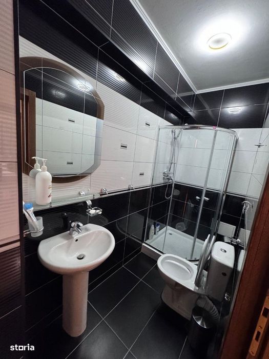 1 Mai Stadionul Ion Oblemenco ap.2 camere de vanzare lux