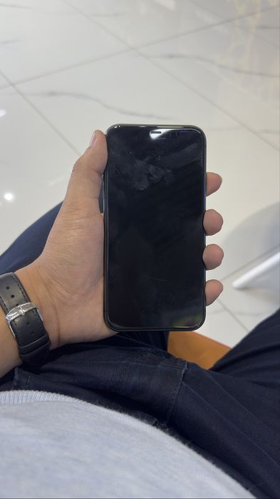 Iphone 11  128 GB Black