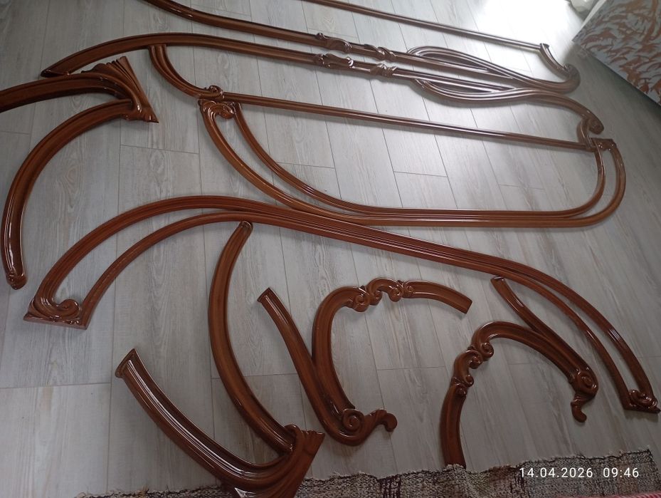 Дървени орнаменти