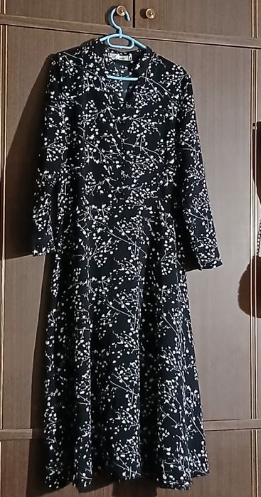 Продам платья вечерние