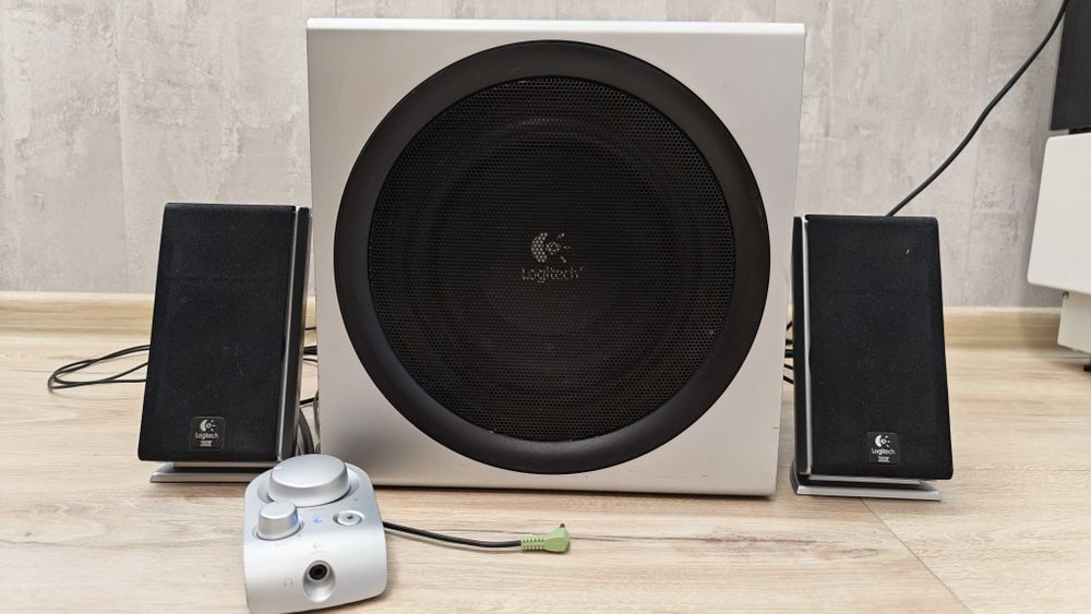 Logitech Z-2300 2.1