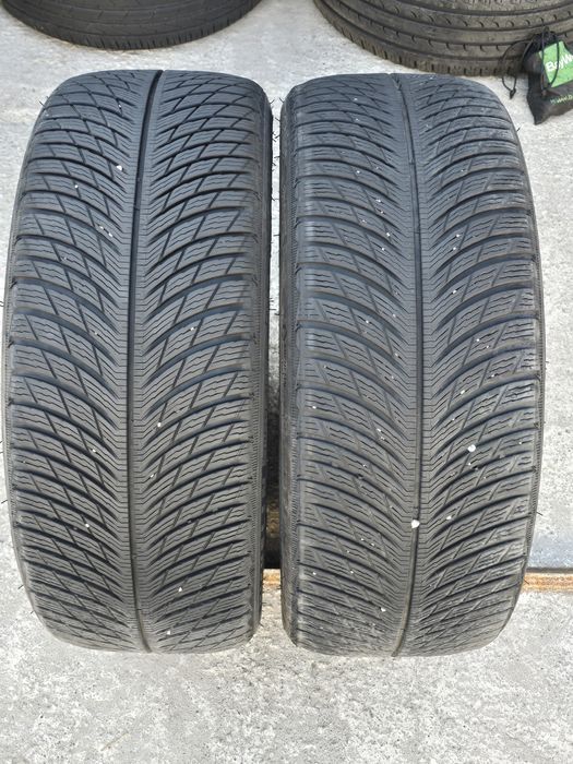 2 Броя 225/40/19 Michelin 1x6,5mm 1x6mm
