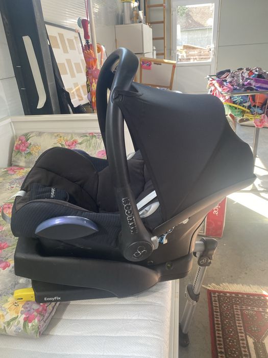 Scoica auto cu suport isofix