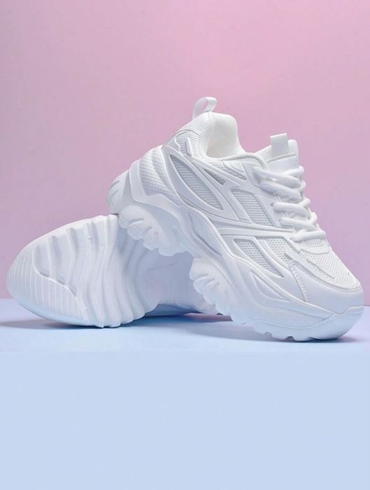 Бели маратонки на платформа.Топ качество!