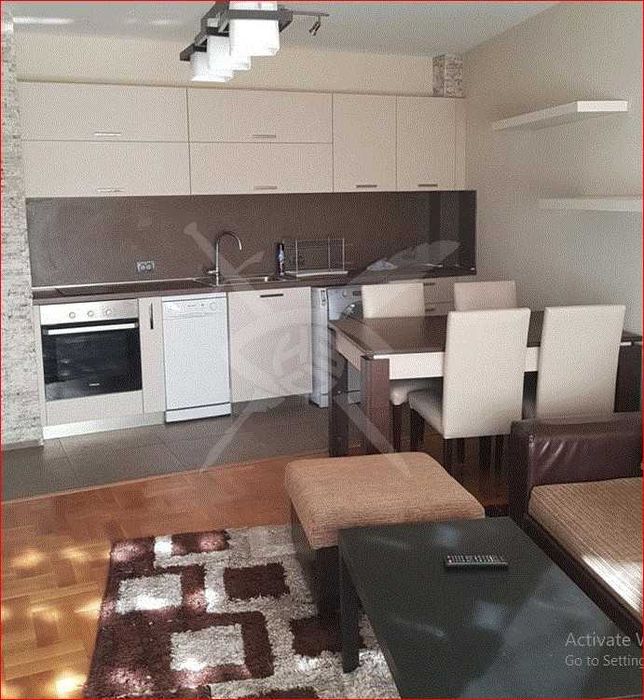 Двустаен апартамент под наем в Центъра 1551471