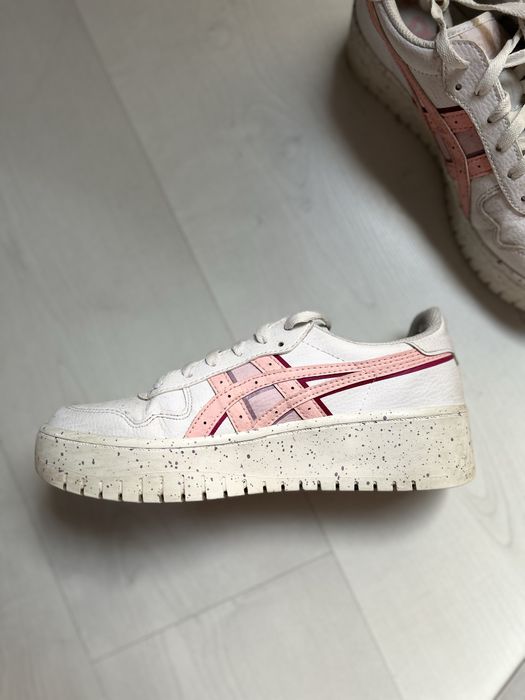 Спортни обувки Asics