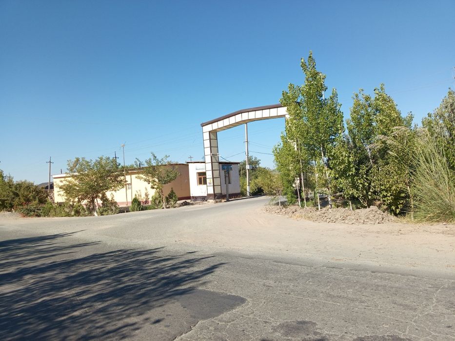 Urganch Begovot savxozda joylashgan noturar yer maydoni sotiladi