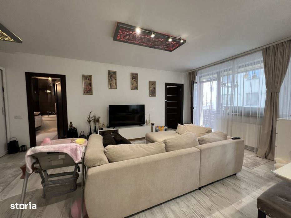 Apartament de 2 camere, 57 mp, boxa, parcare, str Sub Cetate — fotografia 1