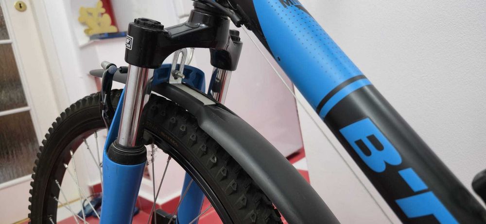 Bicicleta Rockrider ST500 Albastru