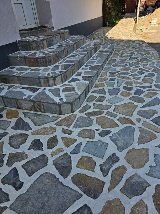 Piatra naturala de munte ideală pentru pavarea curții
