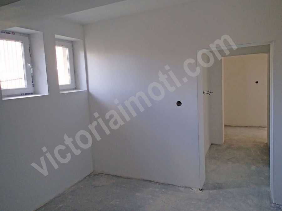 Продава се Четиристаен апартамент в Велико Търново, Асенов - 90 кв.м за 1145 €/кв.м - Снимка #2