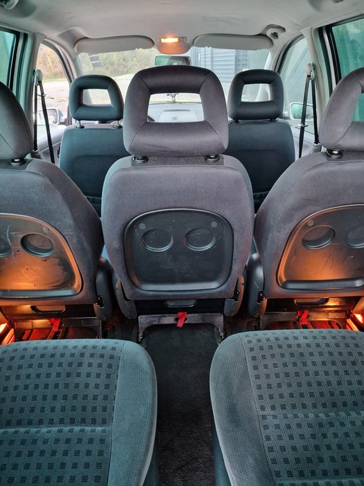 Vând Seat Alhambra 1.9 116cp