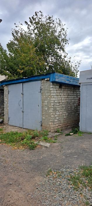 Продам гараж возле дома Пшенбаева 17