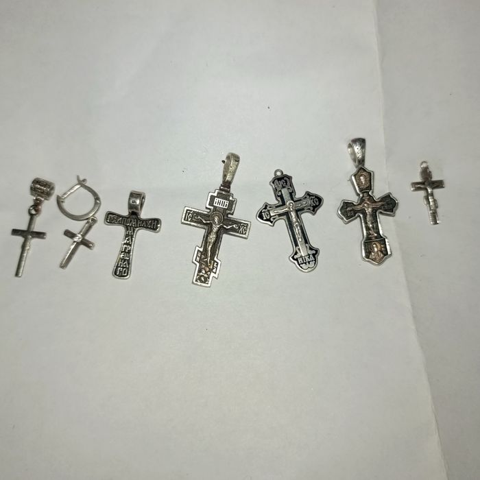 Крестики золотые