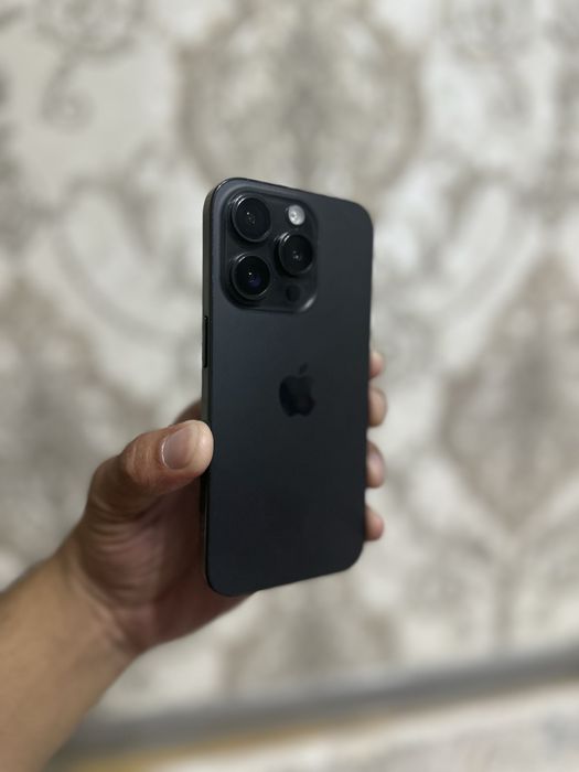 iPhone 15 pro 256gb