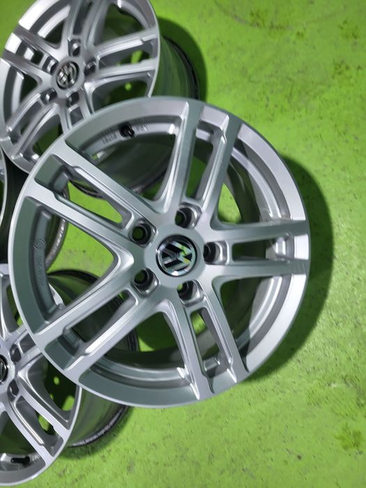 16 5x112 Vw Passat Touran Caddy Golf Skoda Audi 5х112