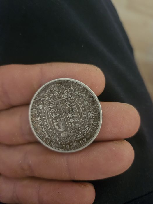 Vând moneda antica victoria dei gratia din 1887