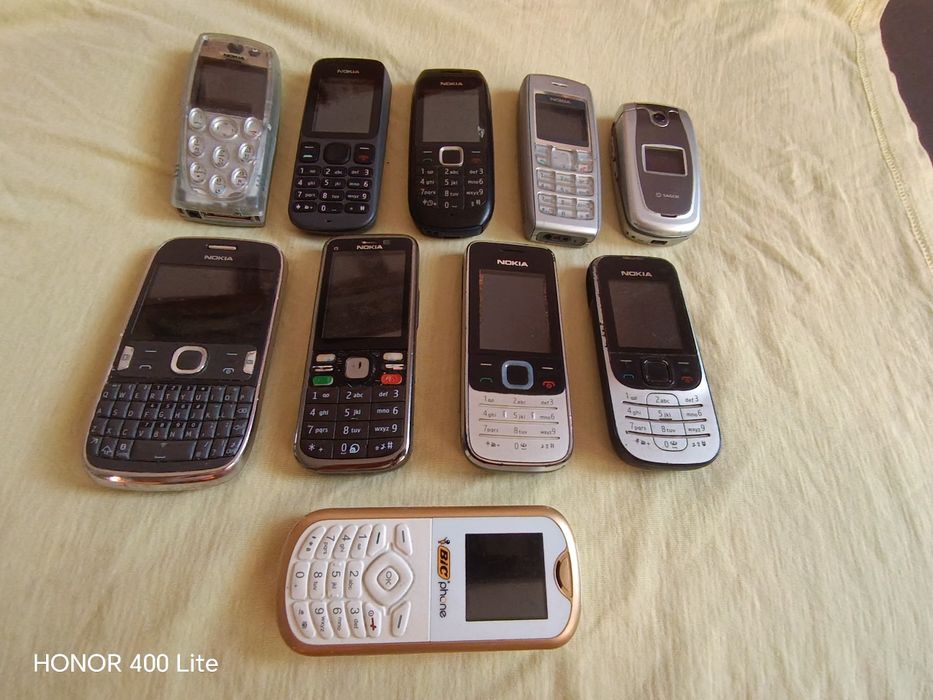 vand telefoane cu butoane bune