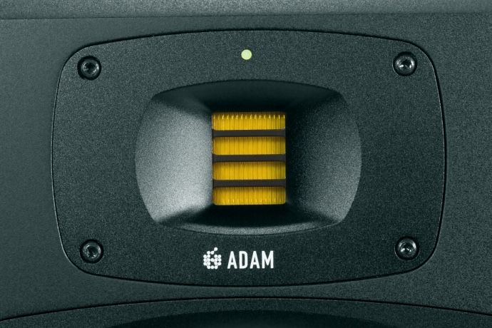 ADAM S3V — трехполосные активные мониторы