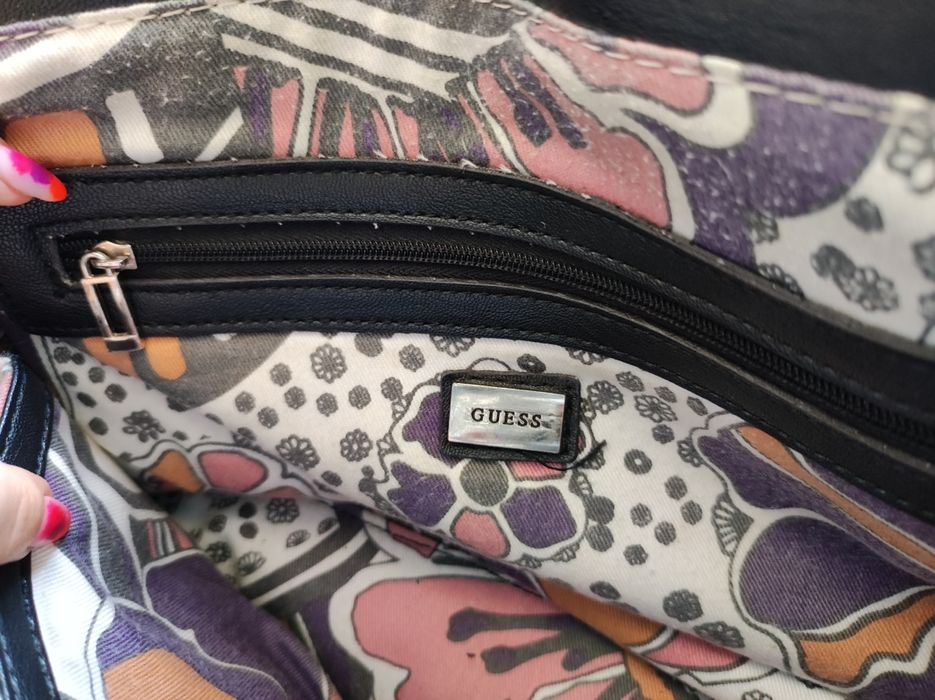 Дамска чанта Guess