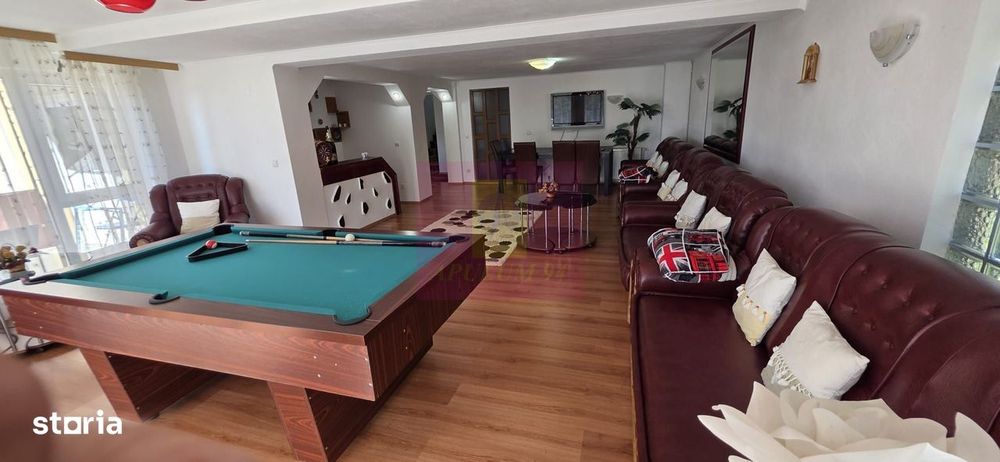 Vila cu 7 camere de vanzare in Busteni